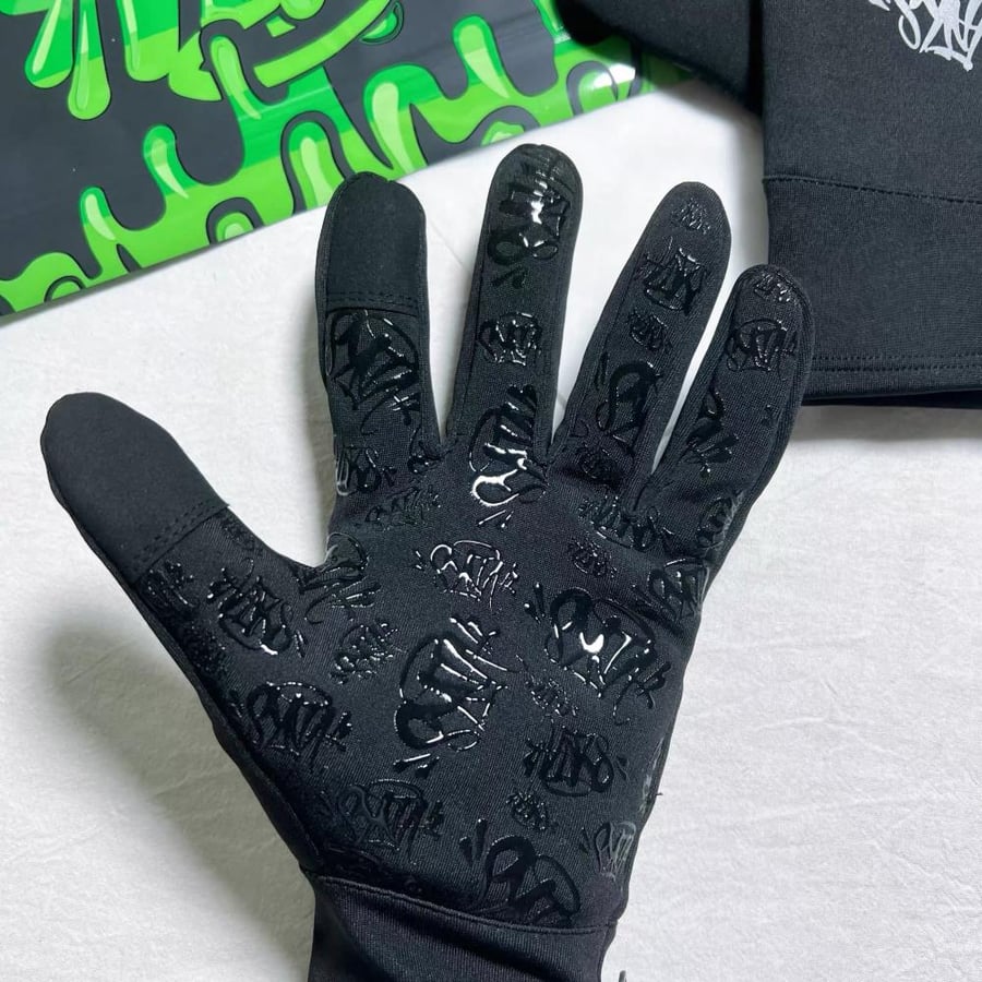 Winter gloves