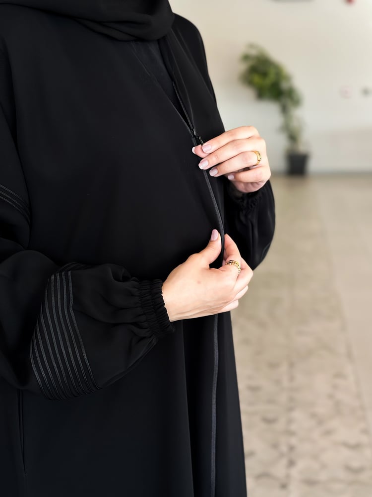 عباية سحاب وجيوب+طرحه ونقاب مجانا