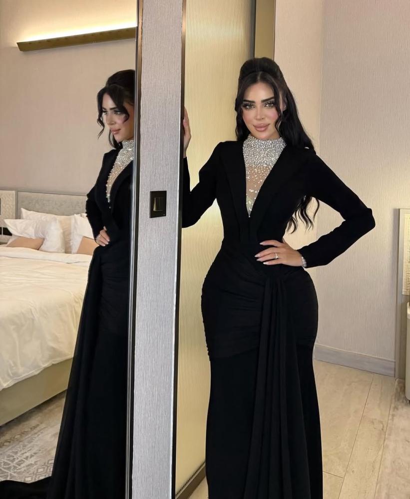 فستان ساتر بلون الاسود