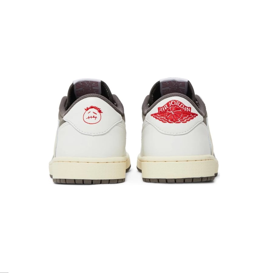 Travis Scott x Air Jordan 1 Retro Low OG ‘ Reverse Mocha ‘