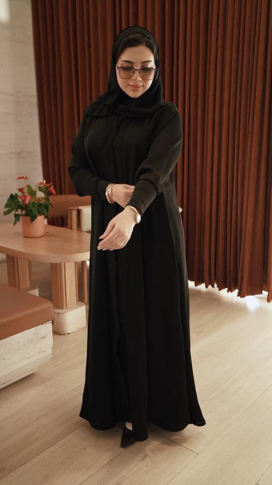 عباية رنا