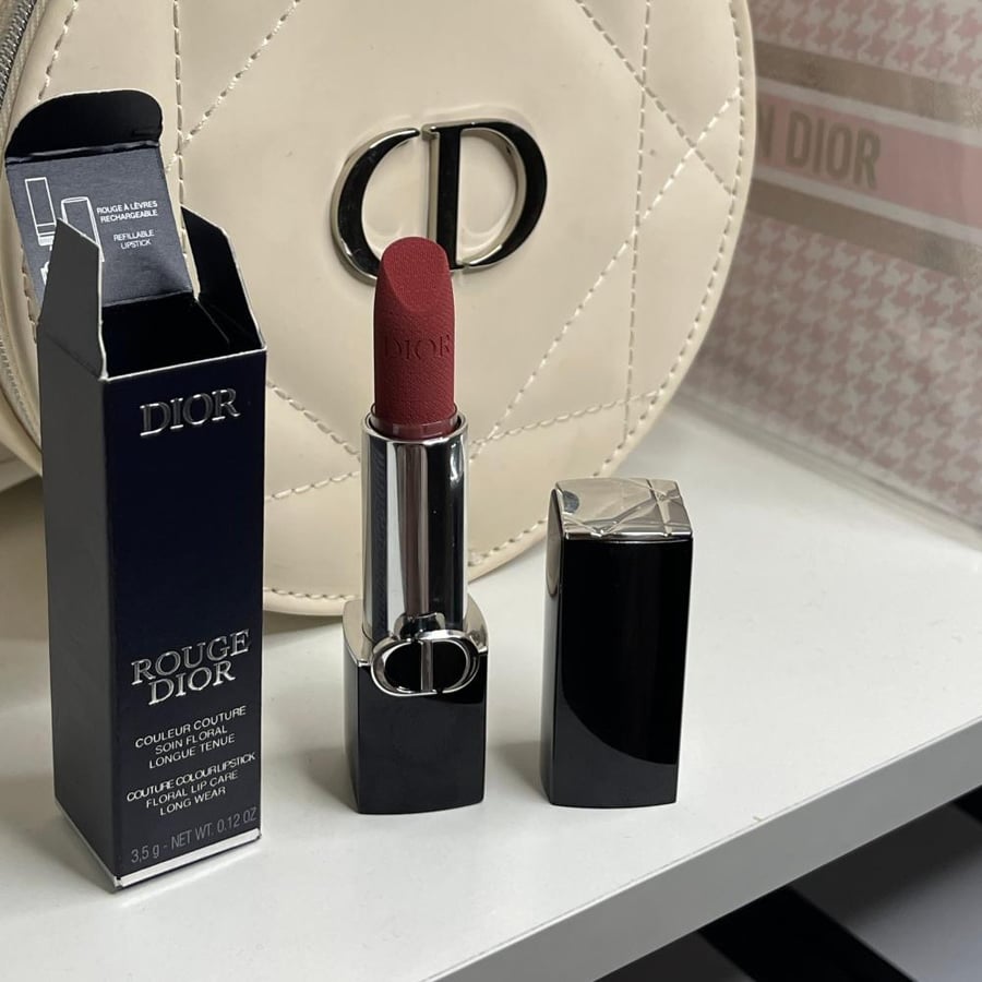 Dior lipstick, grade 772