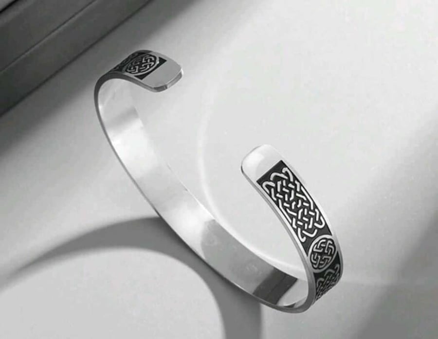اسورة الفخامه
