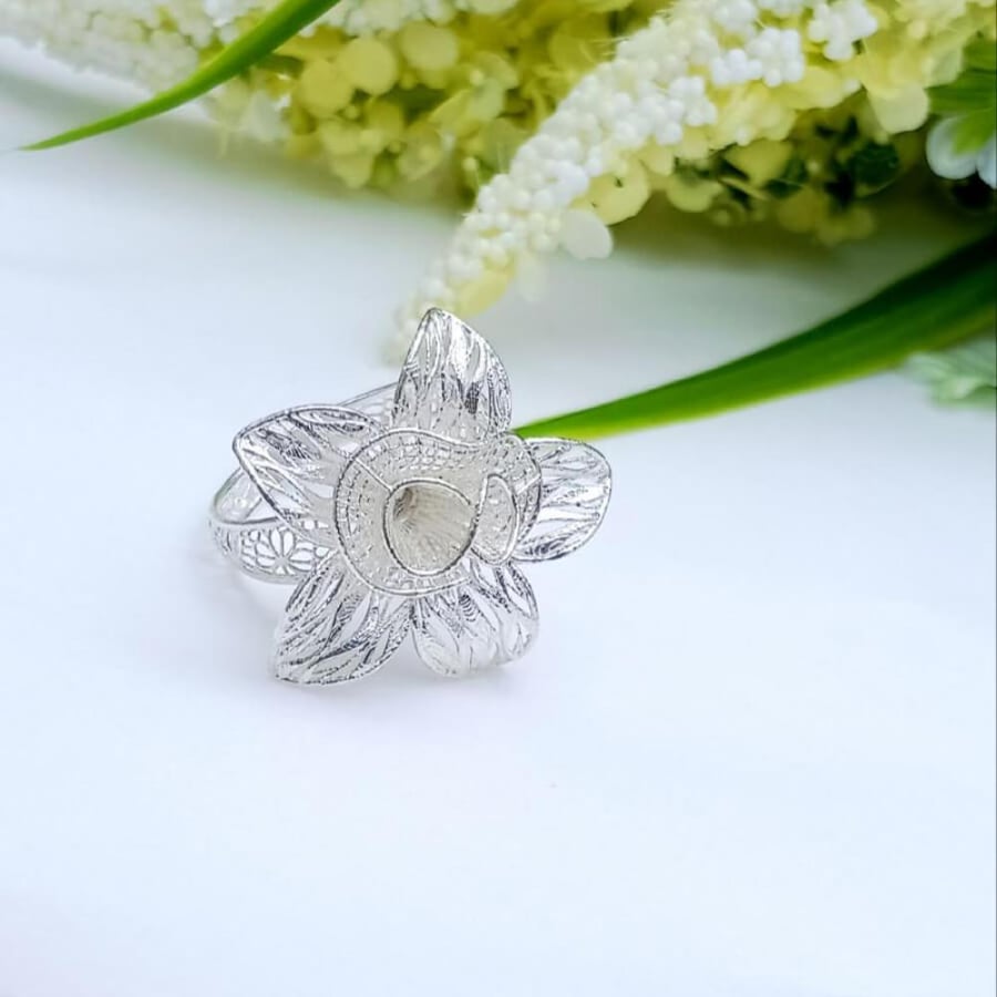Tulip 3D ring
