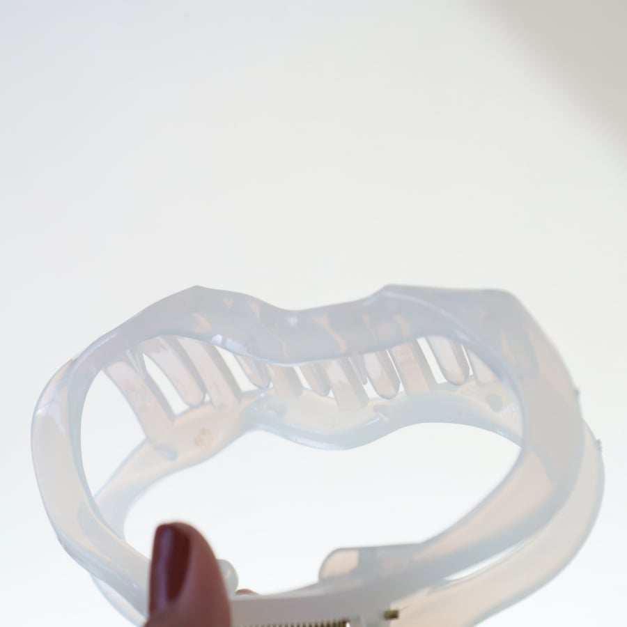 Cloudy hair claw