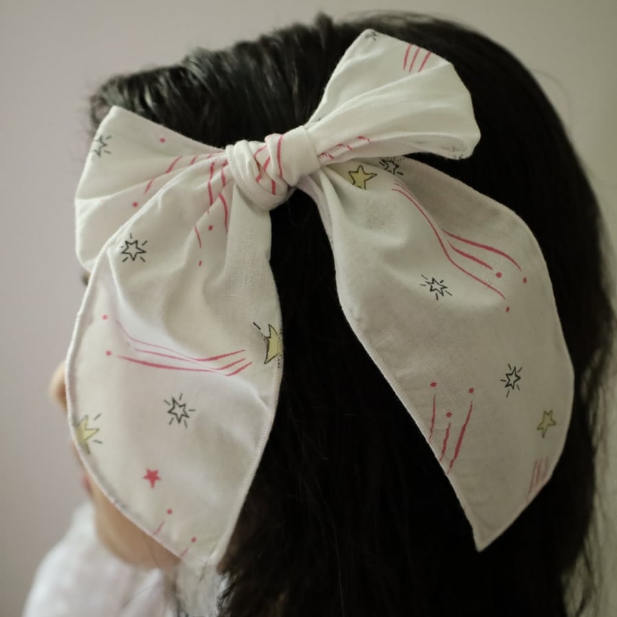 The fabric bow for the party, star XXL