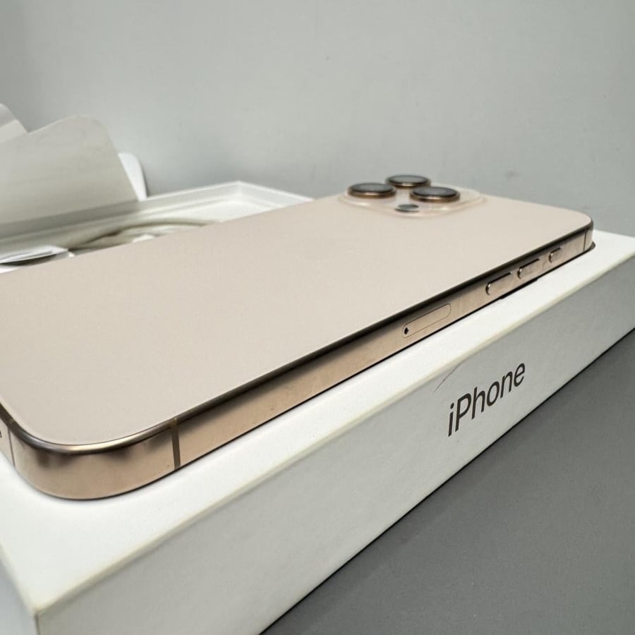 ايفون 16 برو ماكس 256GB مستخدم نسبة البطارية 95%