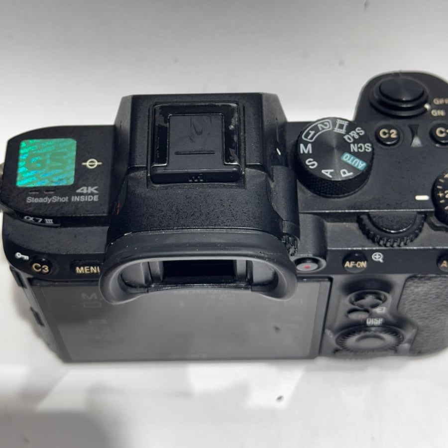 كاميرا سوني a7iii مستعملة جسم فقط