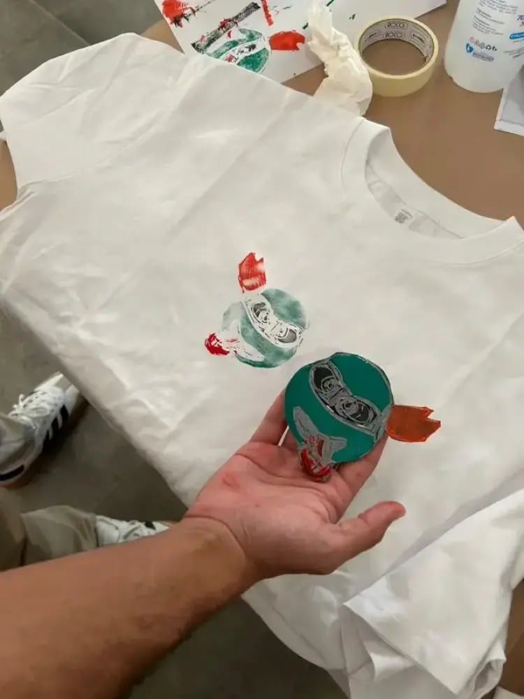 (T-Shirt) Dusk's Wellness Market I ماركت داسك للعافية