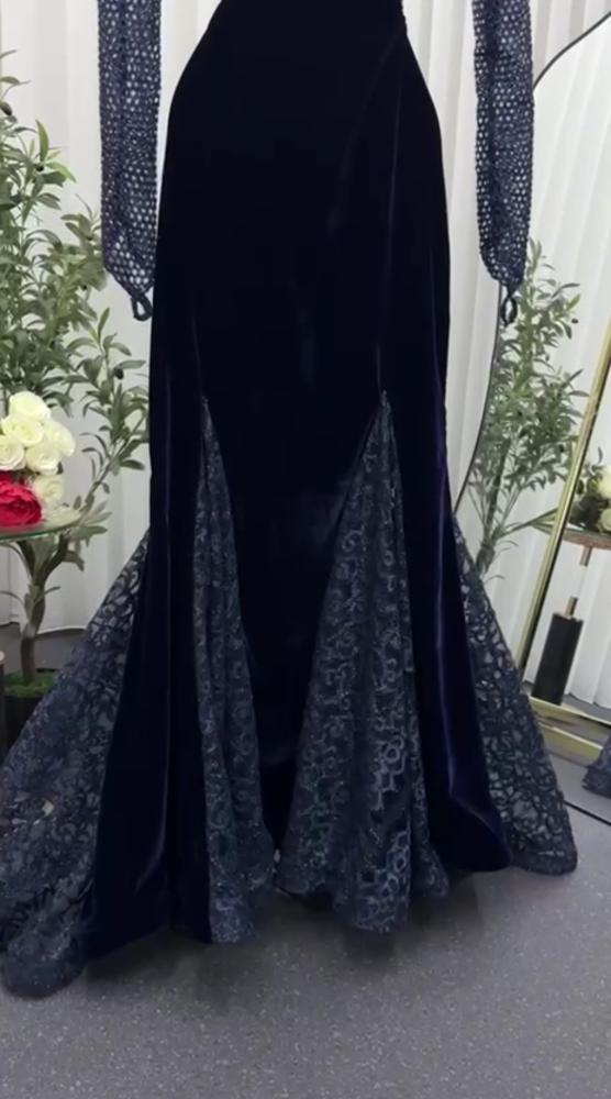 فستان ابتهال