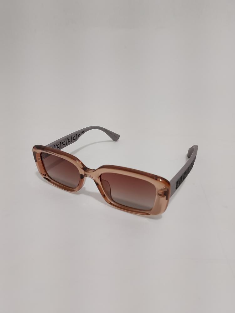 نظارة فندي F104
