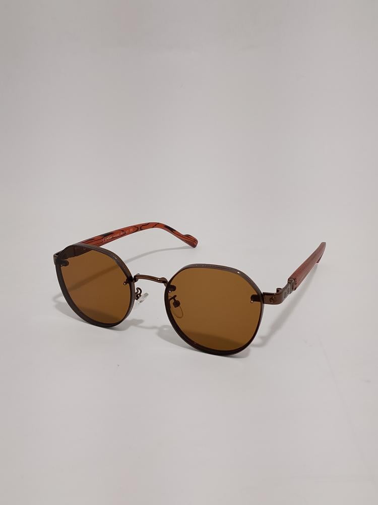 نظارة cartier لاطلالة فريدة من نوعها
