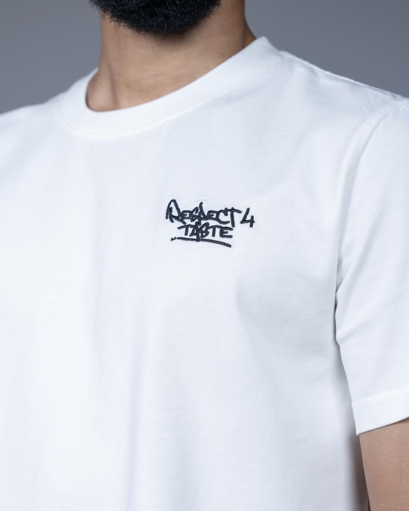 تيشيرت ابيض fit