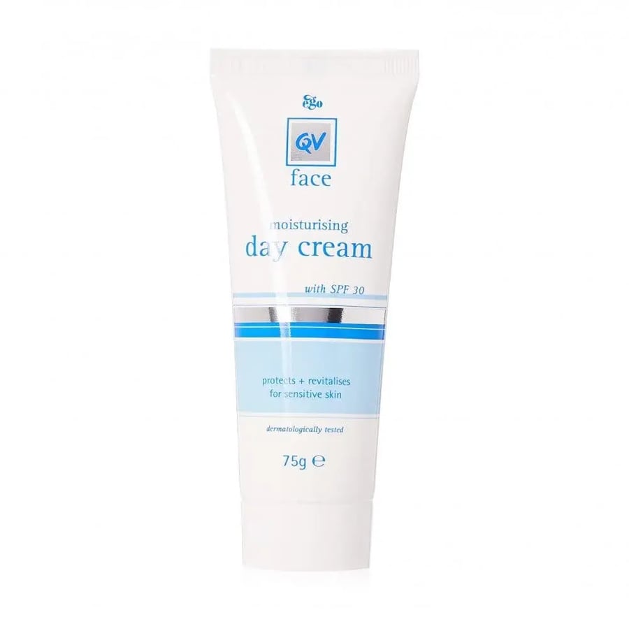كيوفي كريم الوجه 75مل كريم نهاري مرطب مع واقي الشمس SPF30