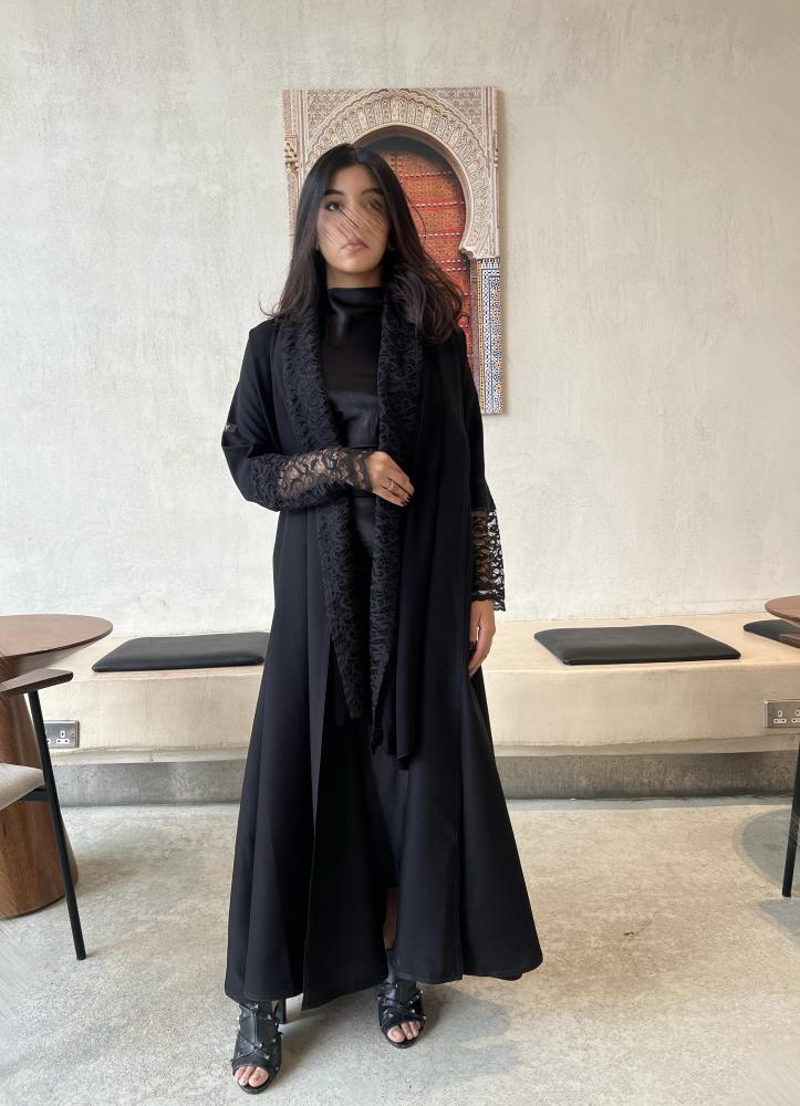 عباية كريب اسود