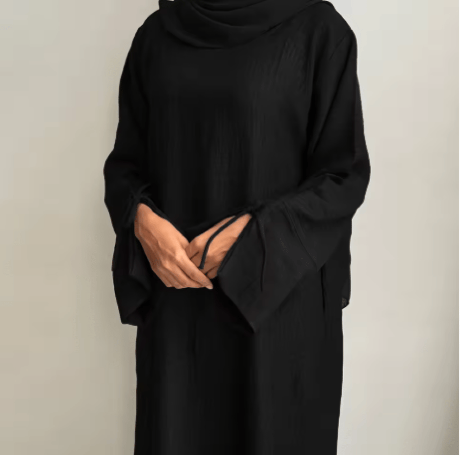 عباية سوداء للنساء