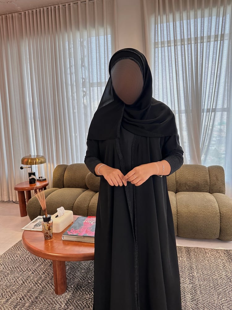#15 ABAYA
