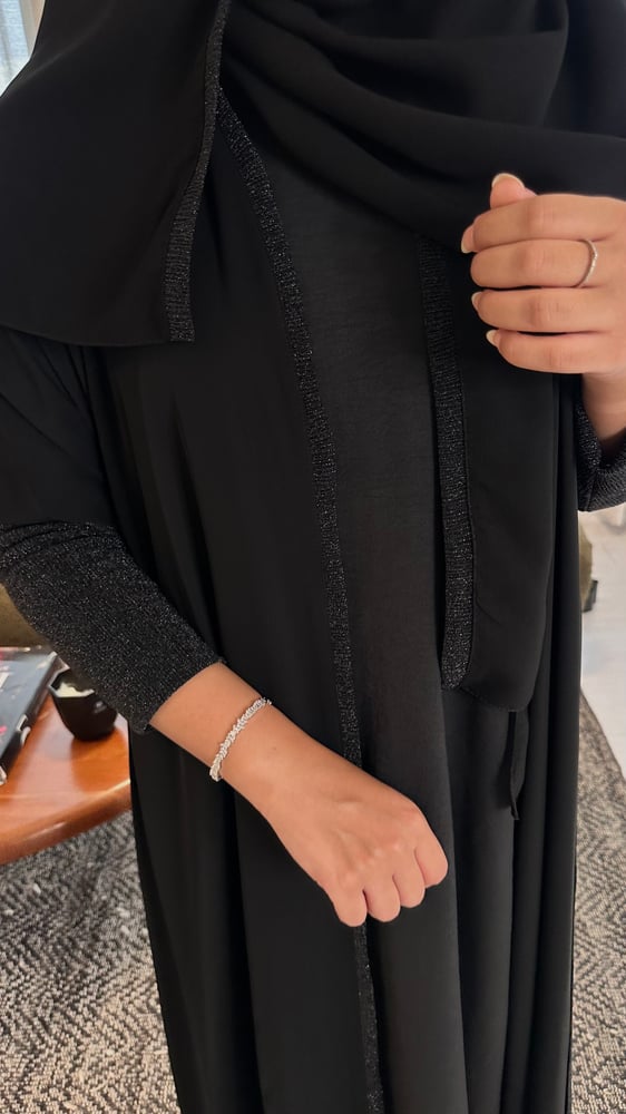 #15 ABAYA