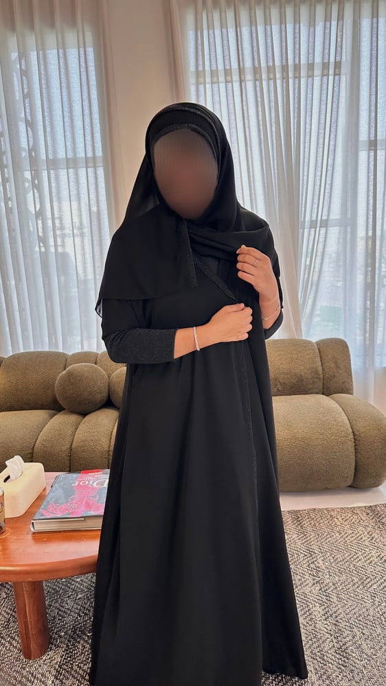 #15 ABAYA