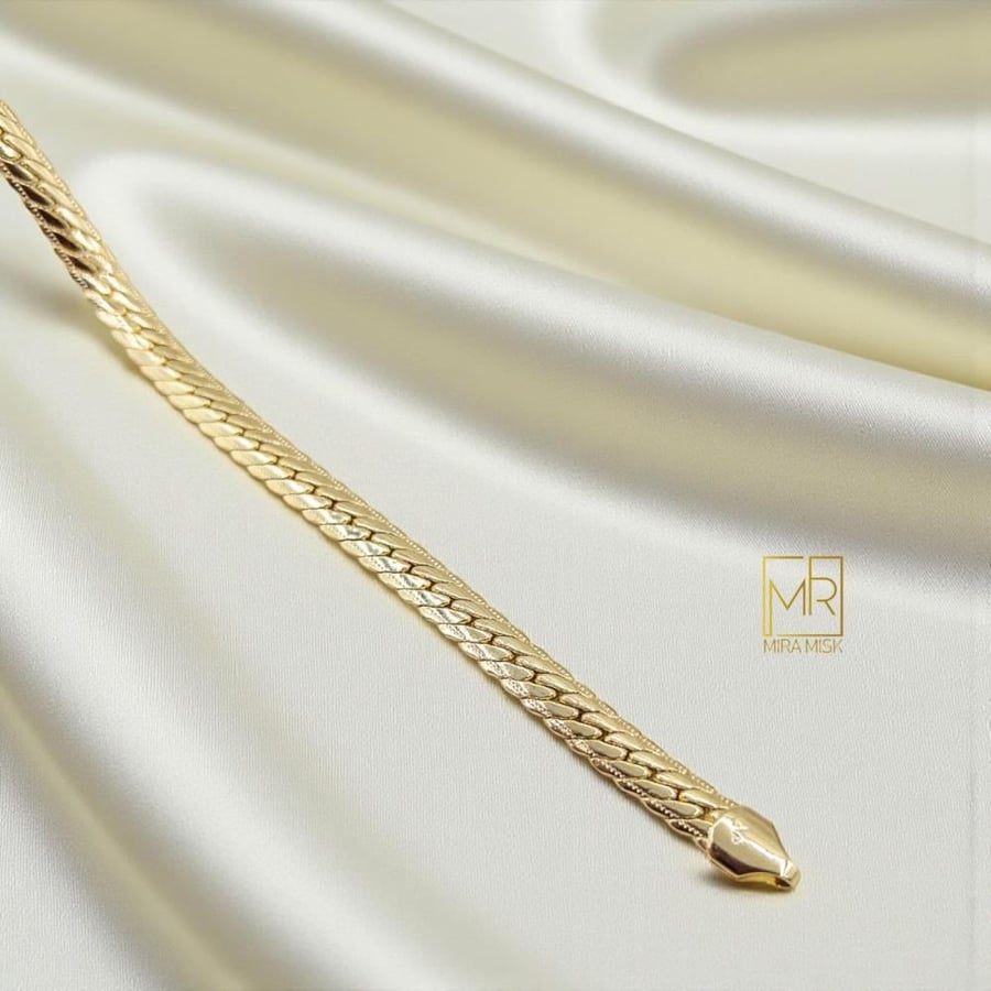 طقم ترف النعومة - مطلي بالذهب عيار 18K
