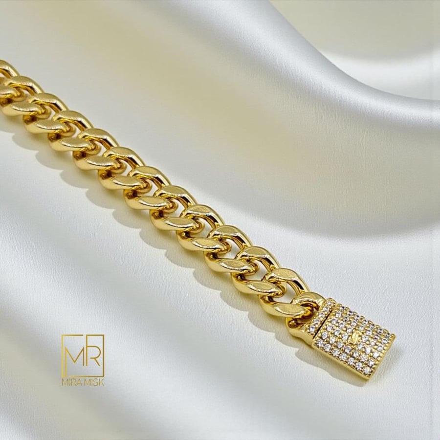 طقم المها الذهبي - مطلي بالذهب عيار 18K