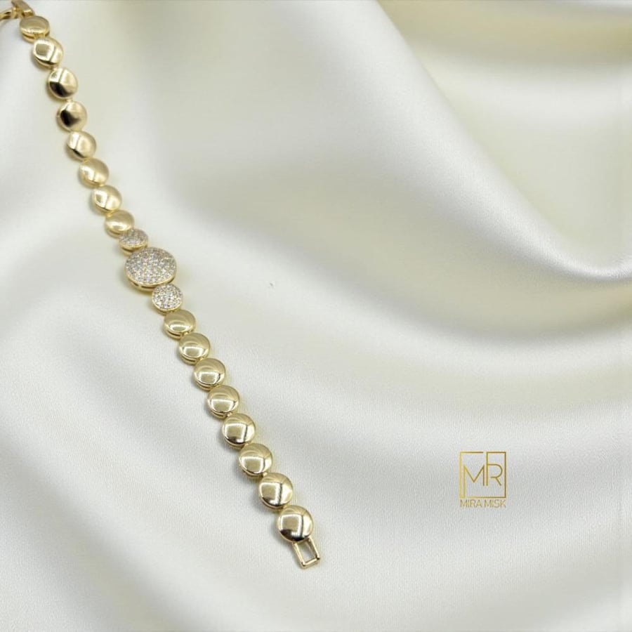 طقم الاناقة - مطلي بالذهب عيار 18K