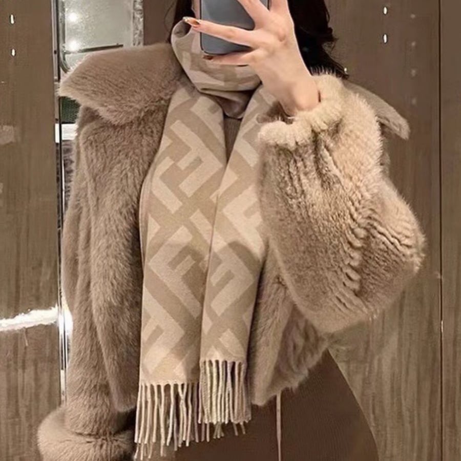 سكارف F