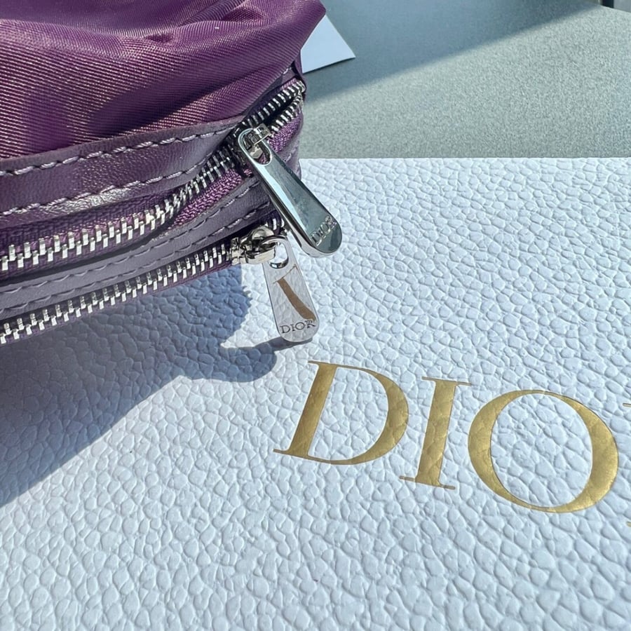 فرش D