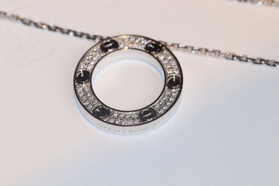 Love pendant full diamond