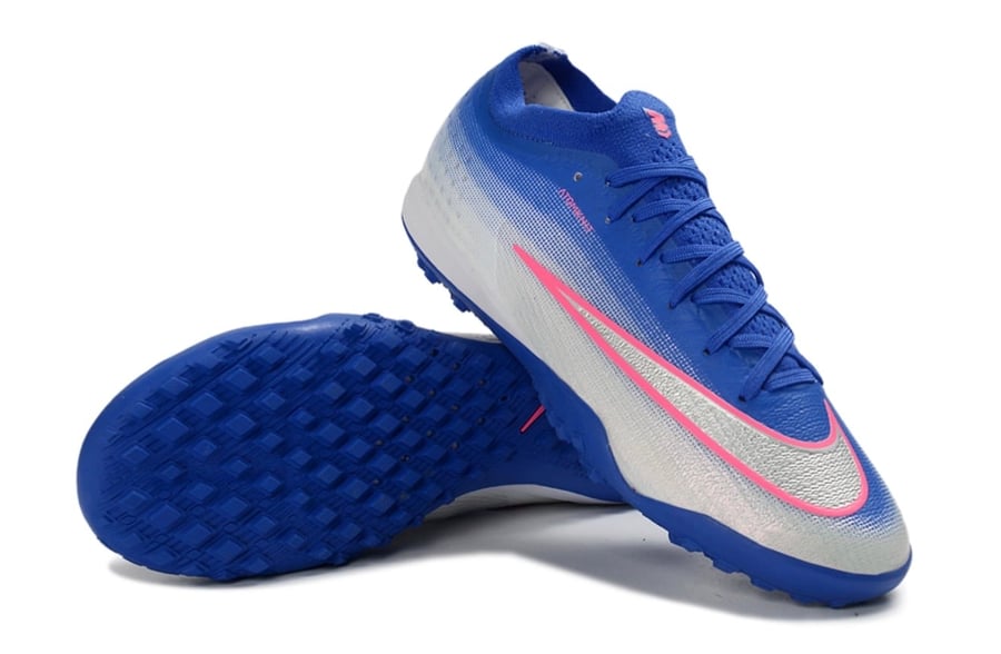 جزمة كرة قدم Nike