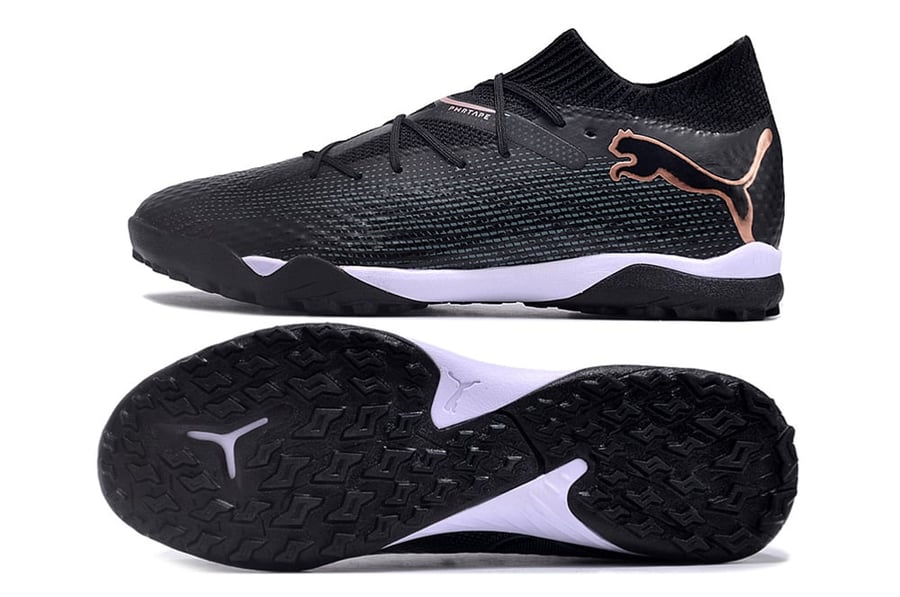 جزمة كرة قدم puma