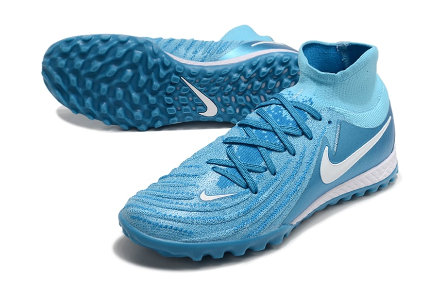جزمة كرة قدم Nike برقبة عالية