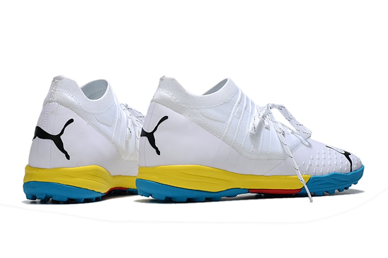 جزمة كرة قدم puma