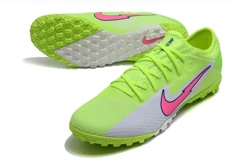 جزمة كرة قدم Nike