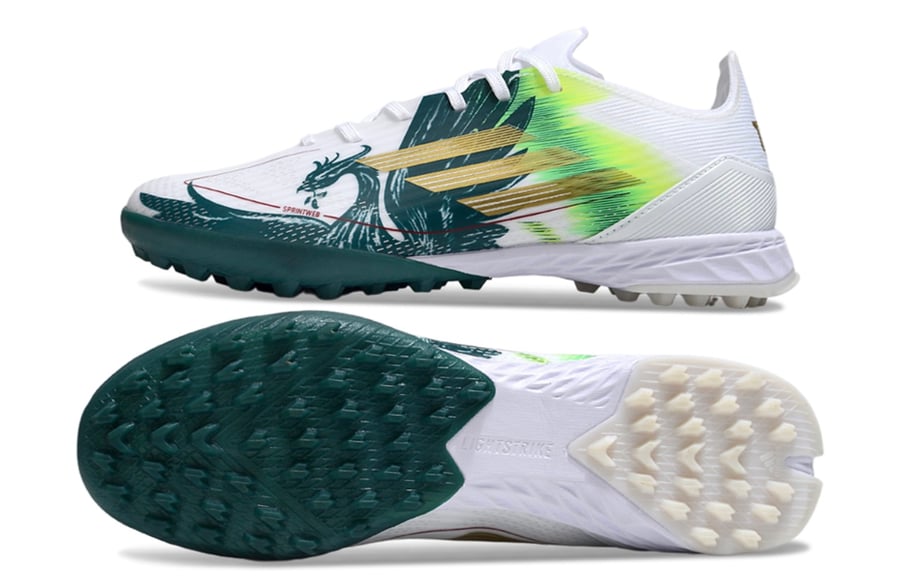 جزمة كرة قدم adidas