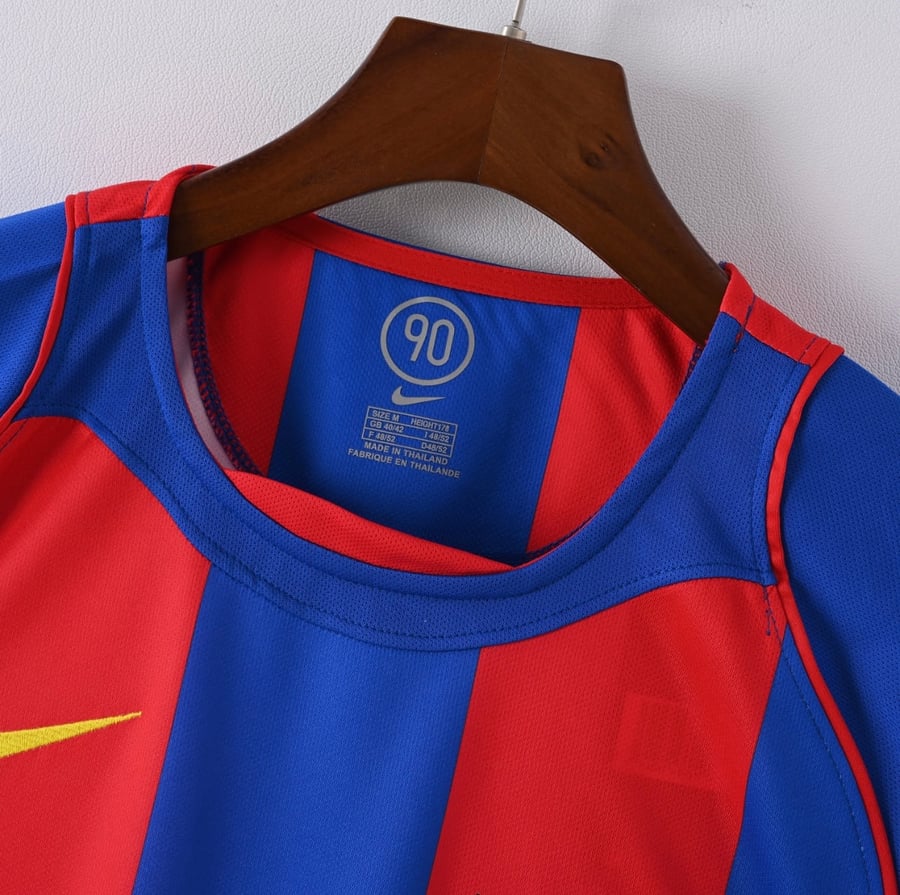 تيشيرت برشلونه كلاسيك 2004/2005