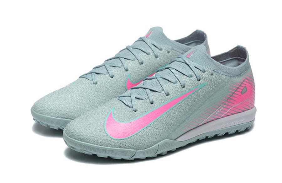 جزمة كرة قدم Nike