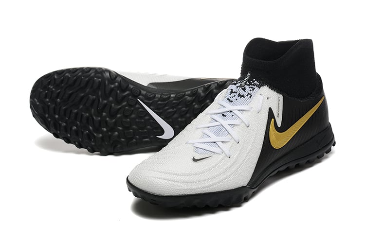 جزمة كرة قدم Nike برقبة عالية