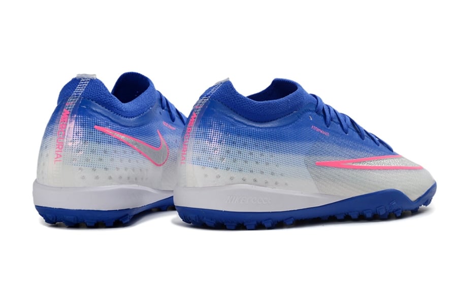 جزمة كرة قدم Nike