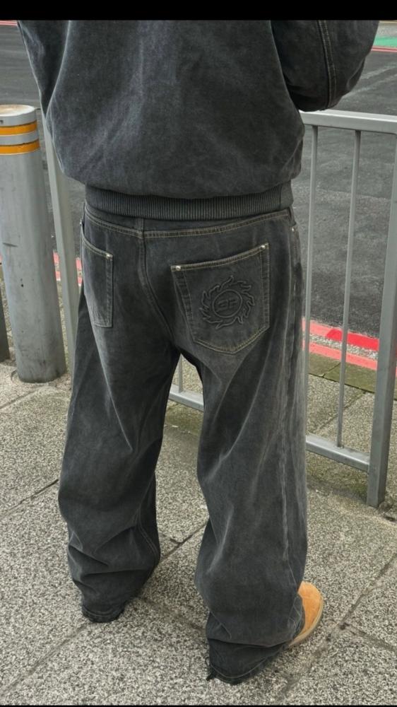 jeans