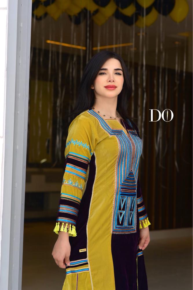 جلابية من المخمل الهندي تطريز عسيري