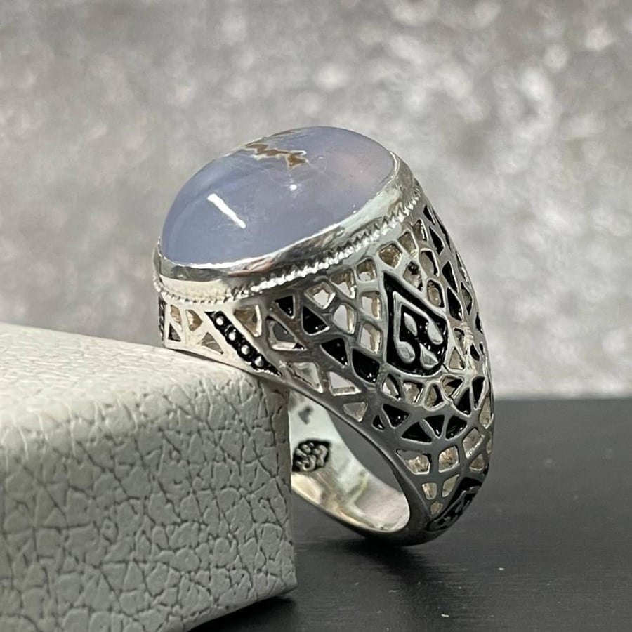 Men's silver ring with natural Yemeni agate Kharaiti stone