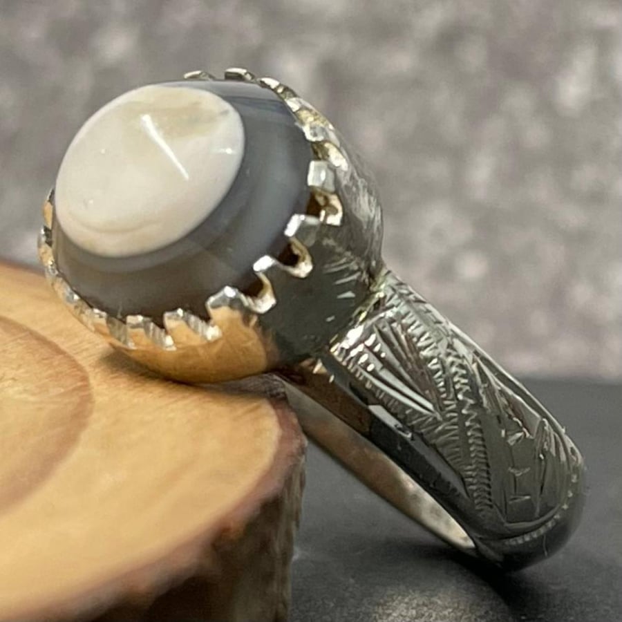 Men's silver ring with natural Sulaimani agate stone