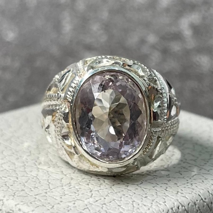Men's silver ring with amethyst stone