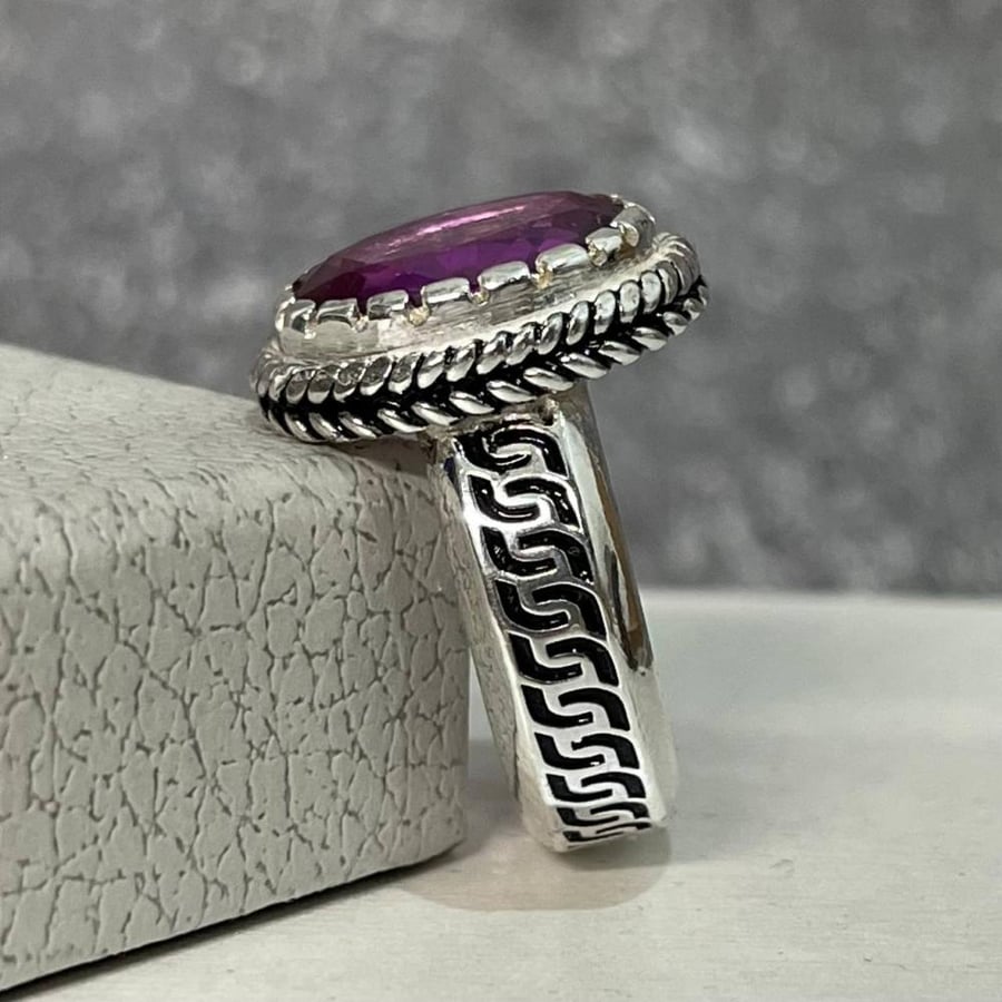 Men's silver ring with an alexandrite stone