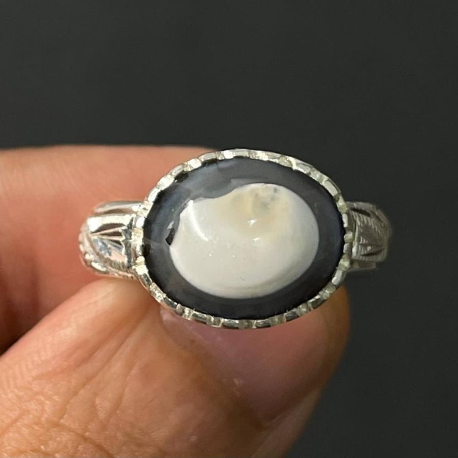 Men's silver ring with natural Sulaimani agate stone
