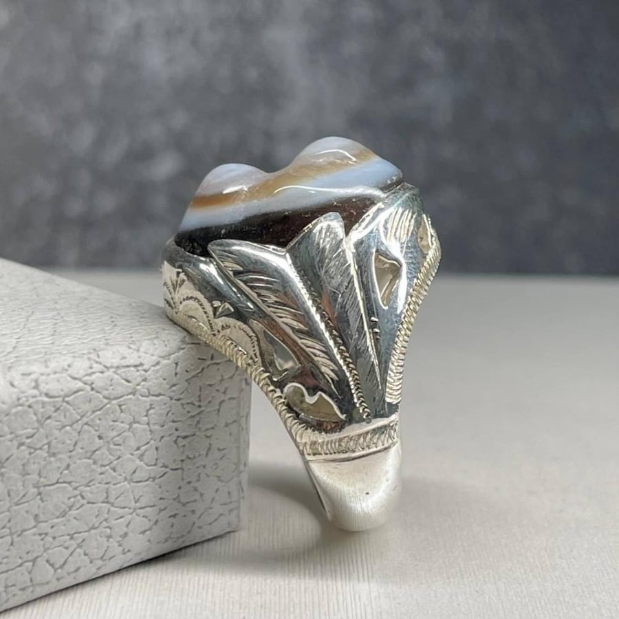 Men's silver ring with natural Sulaimani agate stone