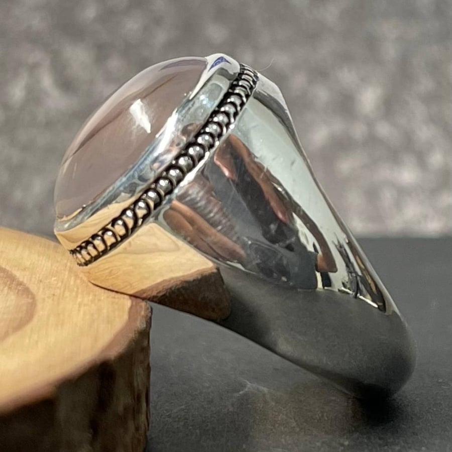Men's silver ring with a natural Yemeni picture agate stone