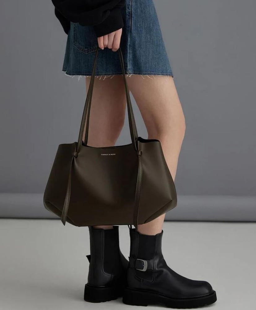 Calla حقيبة يد Tote Bag داكنة - حقيبة تسوق أنيقة للجنسين