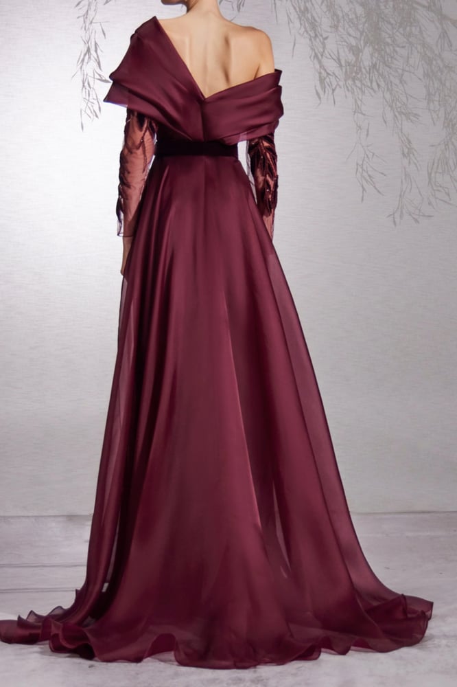 Evening dress 2025